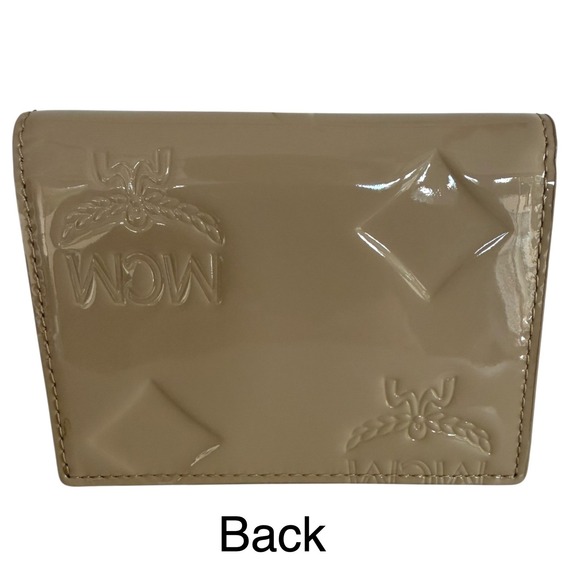 MCM Mini Patent Leather Wallet Beige Embossed Logo Coin Card/Holder Dusty NWOT - Picture 2 of 10